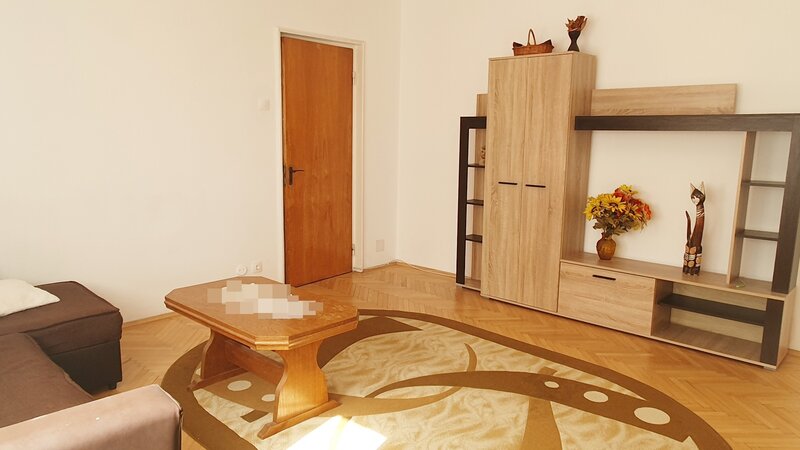 Titan, zona Policlinica, Burdujeni, apartament 2 camere parc & metrou.